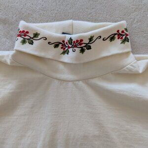 3/$30 cotton holiday holly turtle neck
